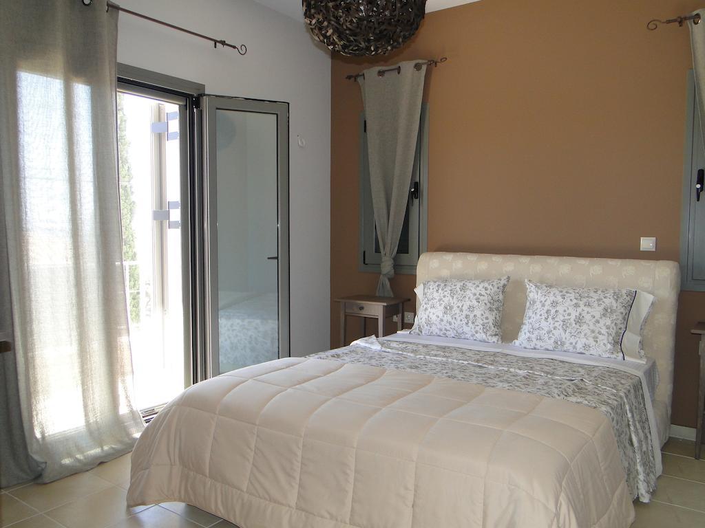 Porto Heli Villas&Studios Exterior foto